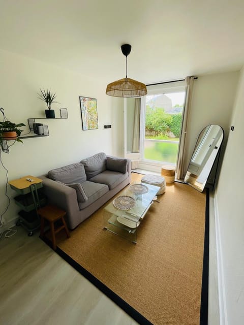 TV and multimedia, Living room, Seating area, storage