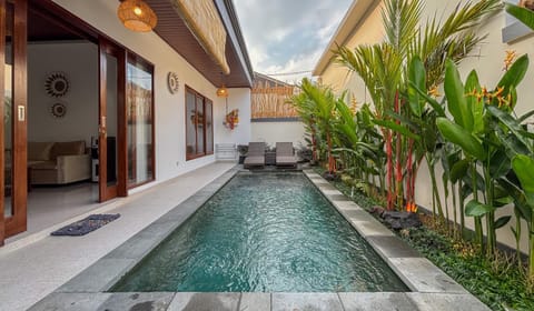Property building, Natural landscape, Garden, Garden view, Pool view, Swimming pool, sunbed