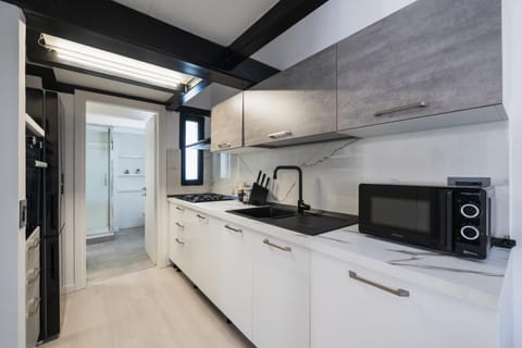 Living room, oven, kitchen