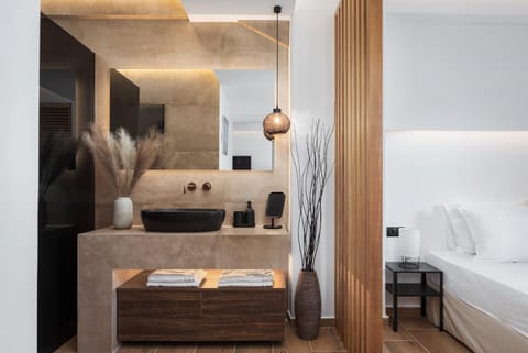 Shower, Toilet, Bed, Bathroom, wardrobe