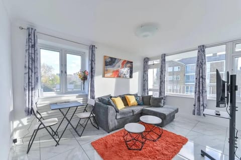 TV and multimedia, View (from property/room), Living room, Seating area