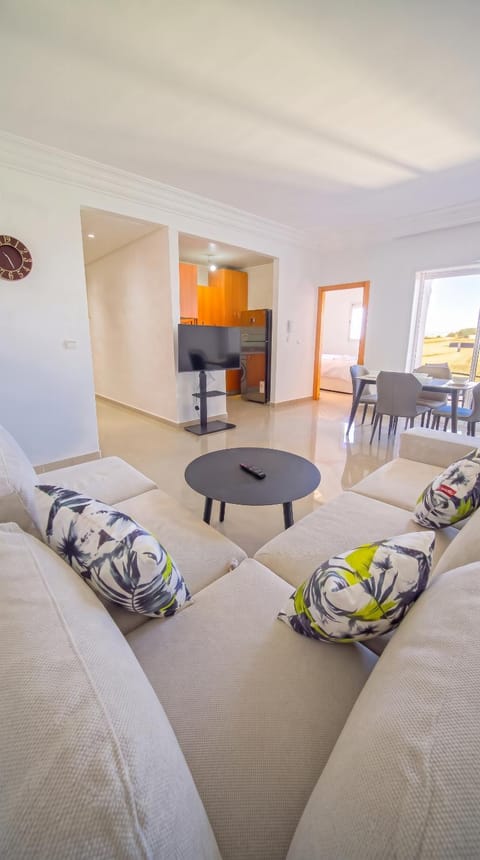 Living room, Photo of the whole room, Seating area