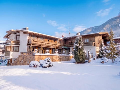 Property building, Winter