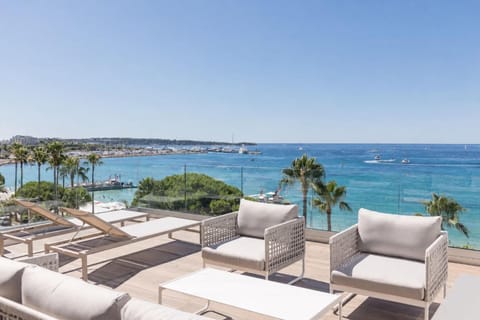 Nearby landmark, Natural landscape, Beach, Sea view, sunbed