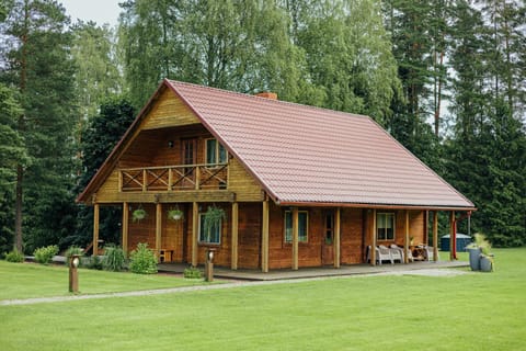 Property building, Day, Natural landscape, Garden, Garden view