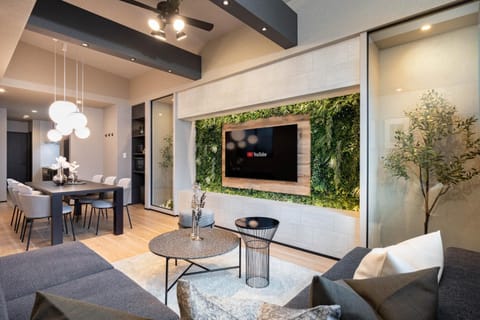 TV and multimedia, Living room