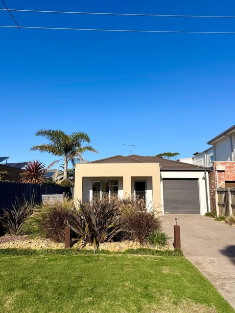 Property building, Garden, Garden view