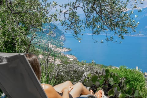 Day, Natural landscape, Lake view, Mountain view