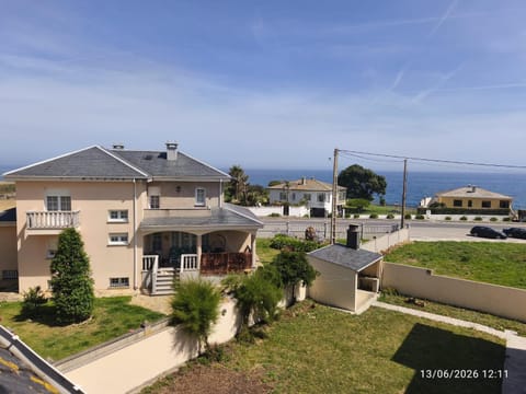 Neighbourhood, Sea view