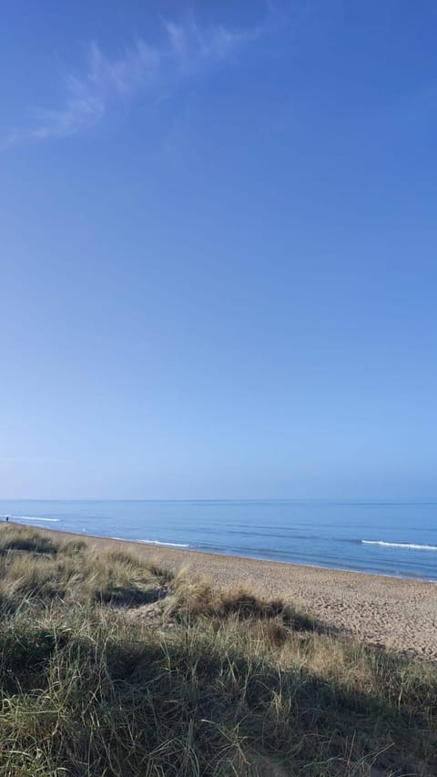 Nearby landmark, Natural landscape, Beach