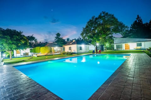 Property building, Pool view, Swimming pool, sunbed