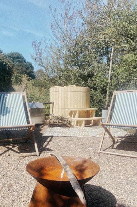 Day, Hot Tub, sunbed