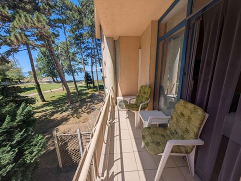 Summer, Balcony/Terrace
