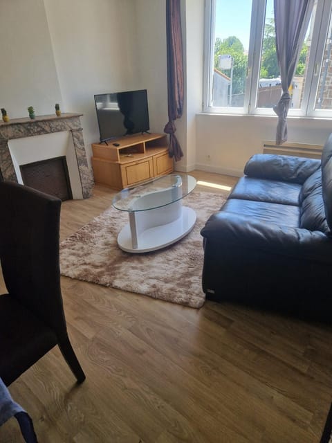 Communal lounge/ TV room, Living room