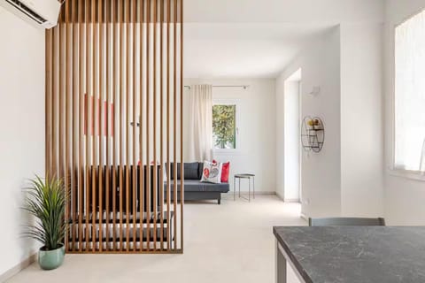 Living room, Seating area, air conditioner