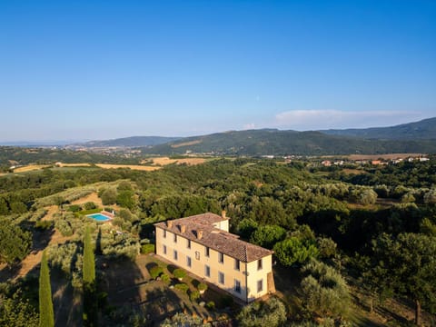 Property building, Day, Bird's eye view, Swimming pool