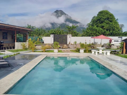 Day, Garden, Garden view, Mountain view, Pool view, Swimming pool