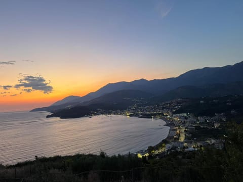 Nearby landmark, Day, Natural landscape, Lake view, Mountain view, Sea view, Sunrise, Sunset