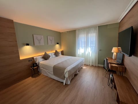 Bed, Photo of the whole room