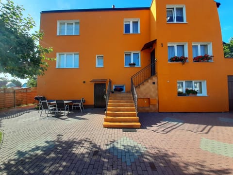 Property building, Day
