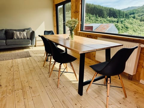 Natural landscape, View (from property/room), Living room, Seating area, Dining area, Mountain view