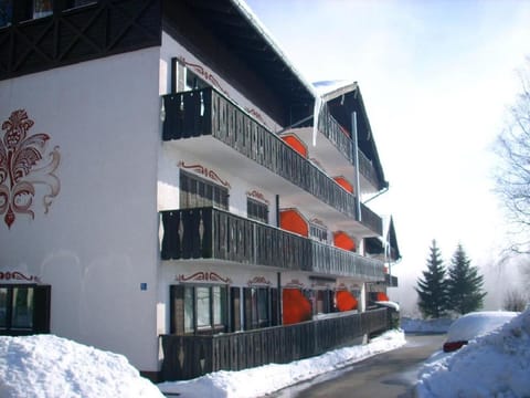 Property building, Winter