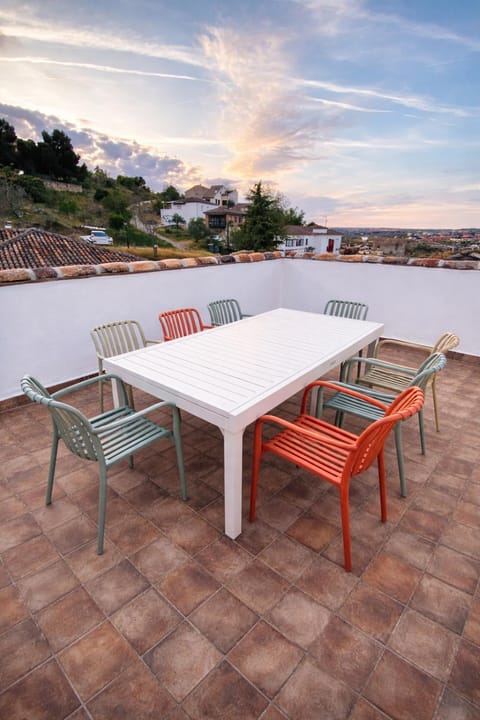 View (from property/room), Balcony/Terrace