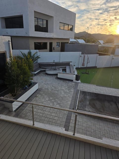 Property building, Sunrise