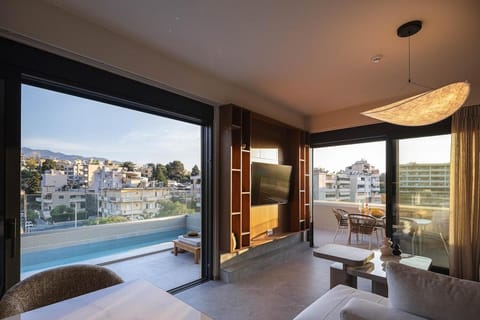 Balcony/Terrace, Pool view, sunbed