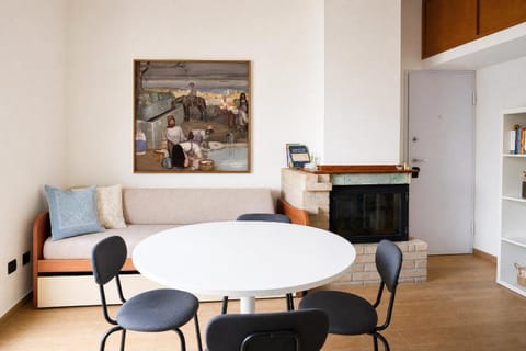 Living room, Decorative detail, Seating area, Dining area