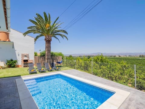 Day, Natural landscape, Garden, Garden view, Pool view, Swimming pool, sunbed