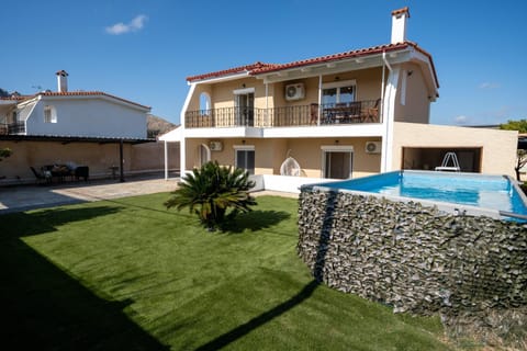 Garden, Swimming pool
