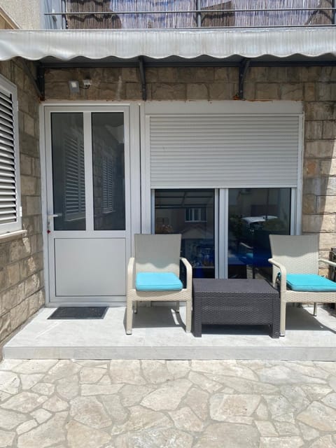 Property building, Balcony/Terrace