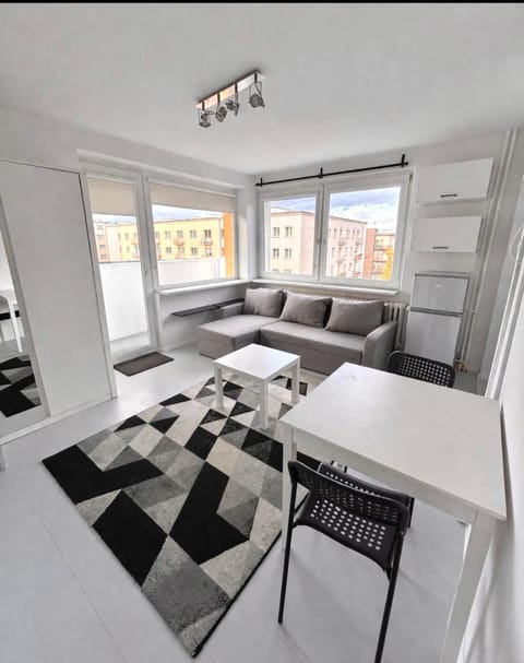 Bed, Living room, Photo of the whole room, Seating area, Bedroom