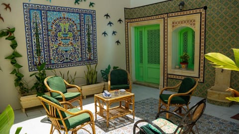 Seating area, Inner courtyard view