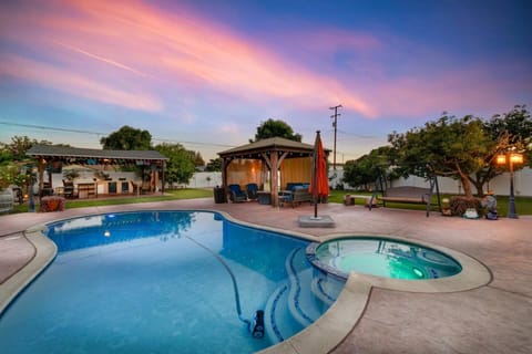 Swimming pool