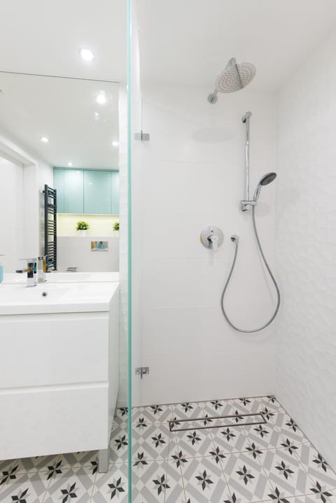 Shower, Bathroom