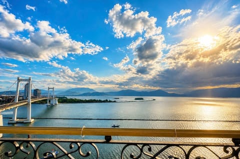 Natural landscape, View (from property/room), Balcony/Terrace, Sea view, Sunrise, Sunset