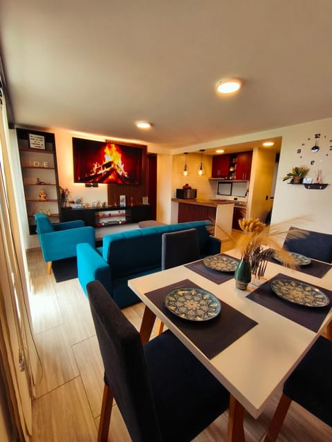 Communal lounge/ TV room, TV and multimedia, Kitchen or kitchenette, Dining area, Evening entertainment