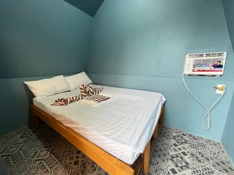 Bed, Bedroom, air conditioner