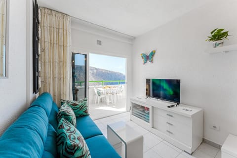 TV and multimedia, View (from property/room), Living room, Seating area, Mountain view, Sea view