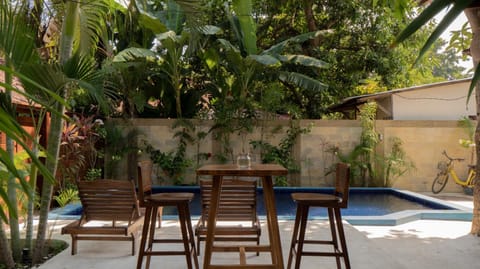 Patio, Day, Garden, Dining area, Garden view, Pool view, Swimming pool, Swimming pool, sunbed