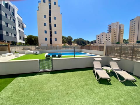 Garden, sunbed