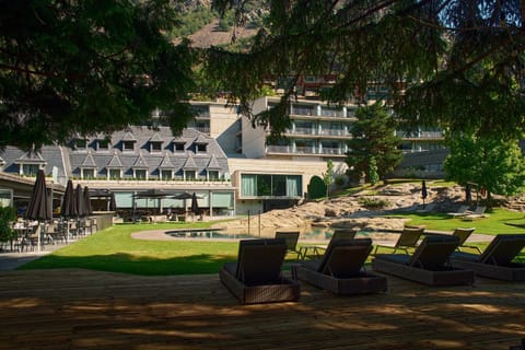 Garden, Swimming pool