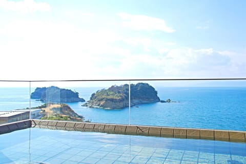 Day, Natural landscape, Hot Spring Bath, Sea view, Open Air Bath, Public Bath