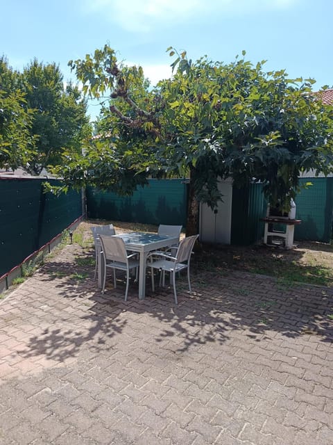 BBQ facilities, Garden, Garden view, storage