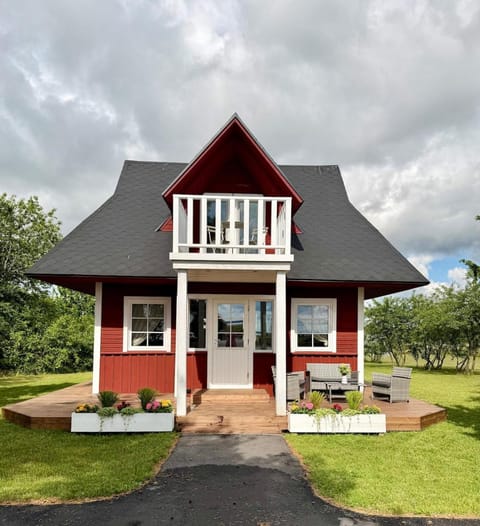 Property building, Day, Garden