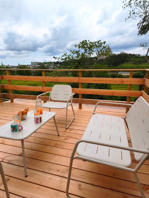 Patio, Natural landscape, View (from property/room), Balcony/Terrace
