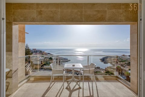 Patio, Day, Natural landscape, View (from property/room), Balcony/Terrace, Living room, Seating area, Dining area, Sea view
