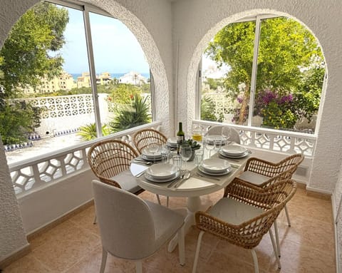 Balcony/Terrace, Dining area, Sea view